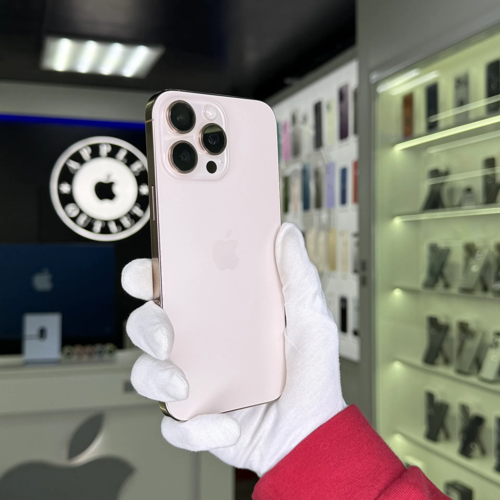 iPhone 16 Pro Max - миниатюра 2