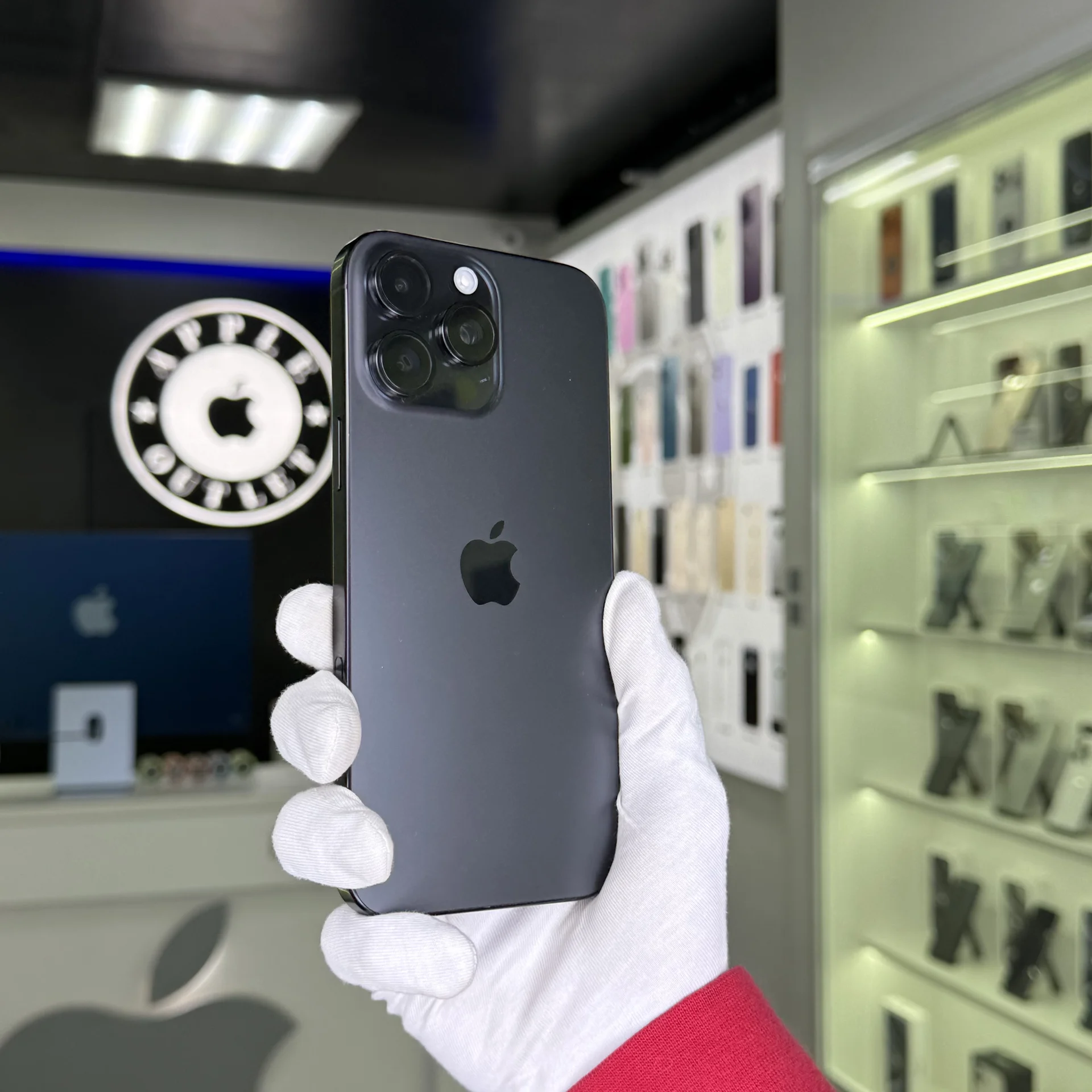 iPhone 16 Pro Max - миниатюра 2