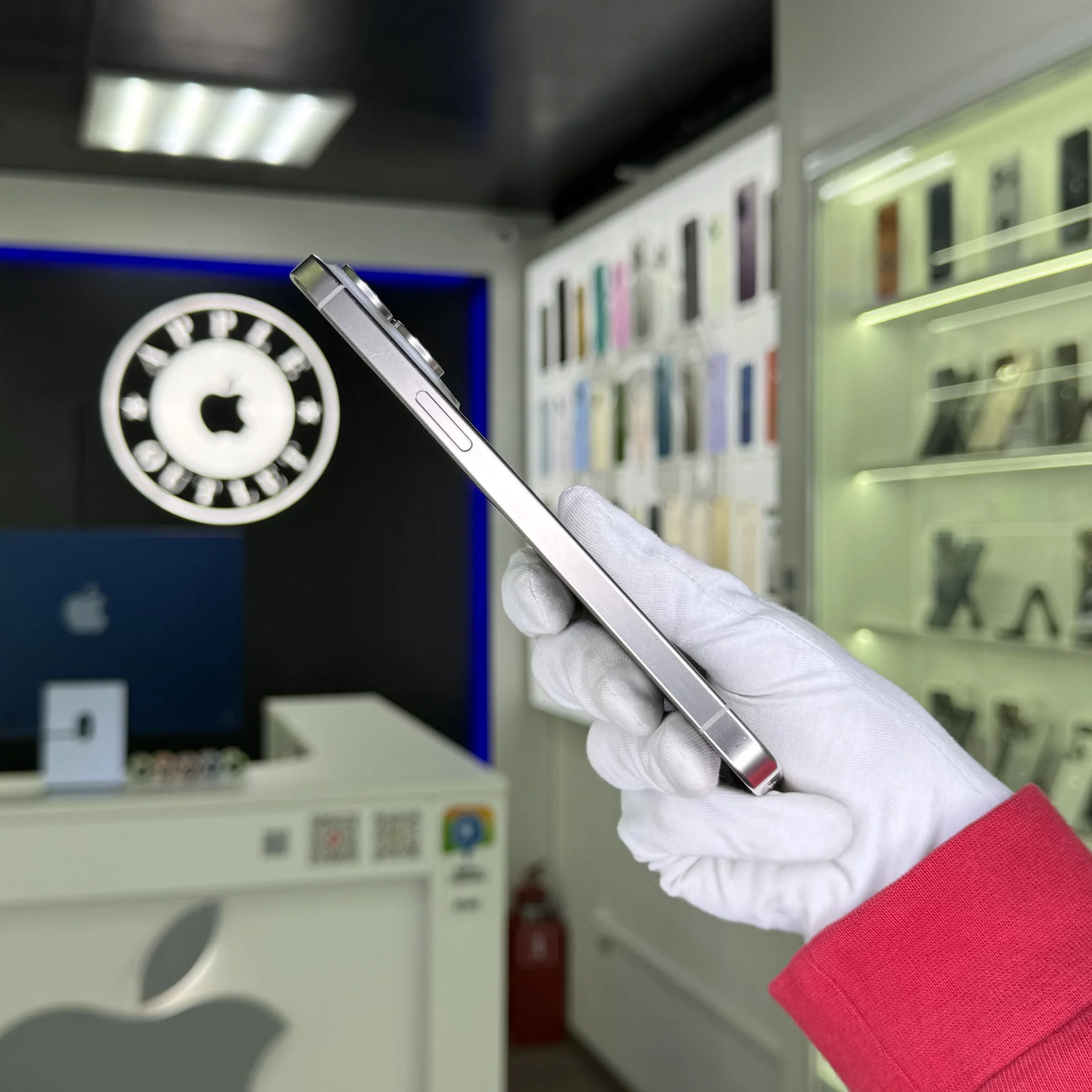 iPhone 15 Pro Max - миниатюра 3