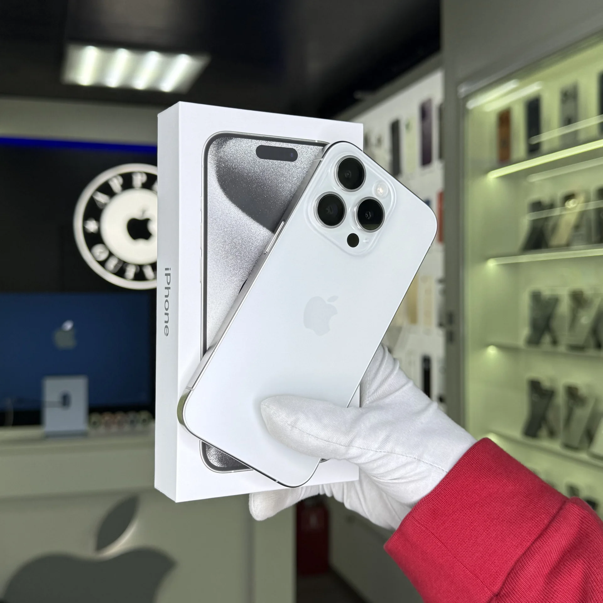 iPhone 15 Pro - изображение 1