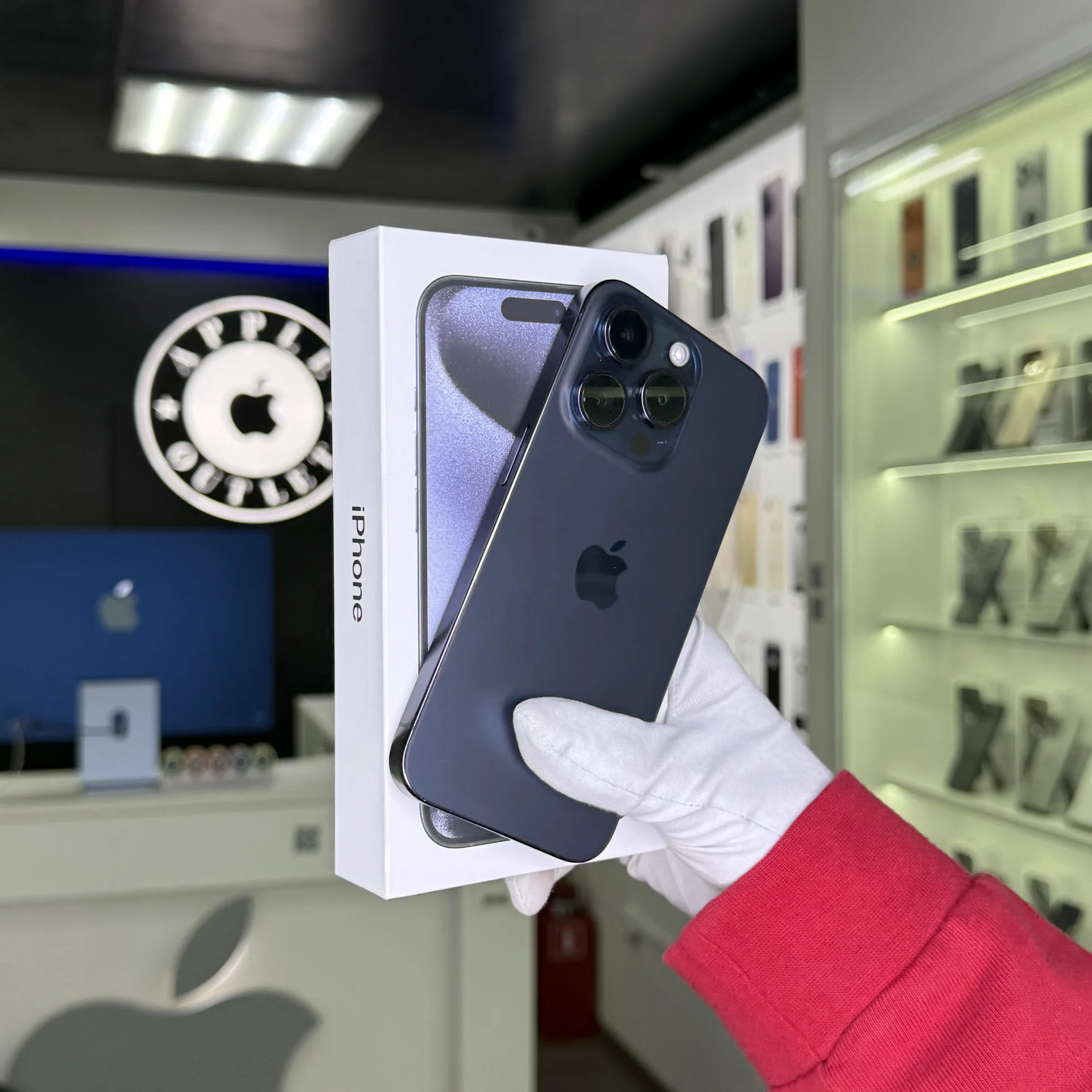 iPhone 15 Pro - изображение 1