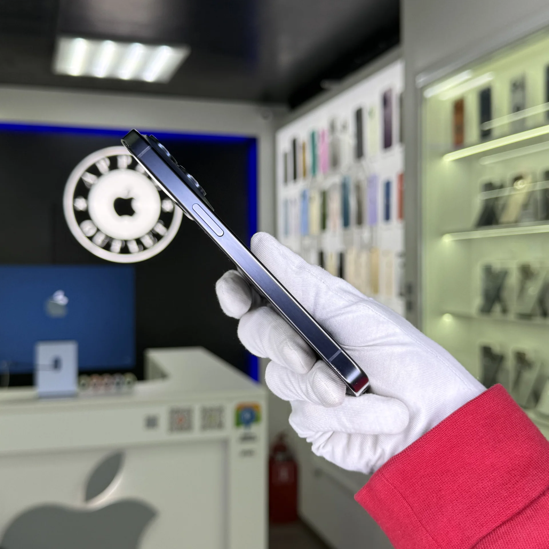 iPhone 15 Pro - миниатюра 3