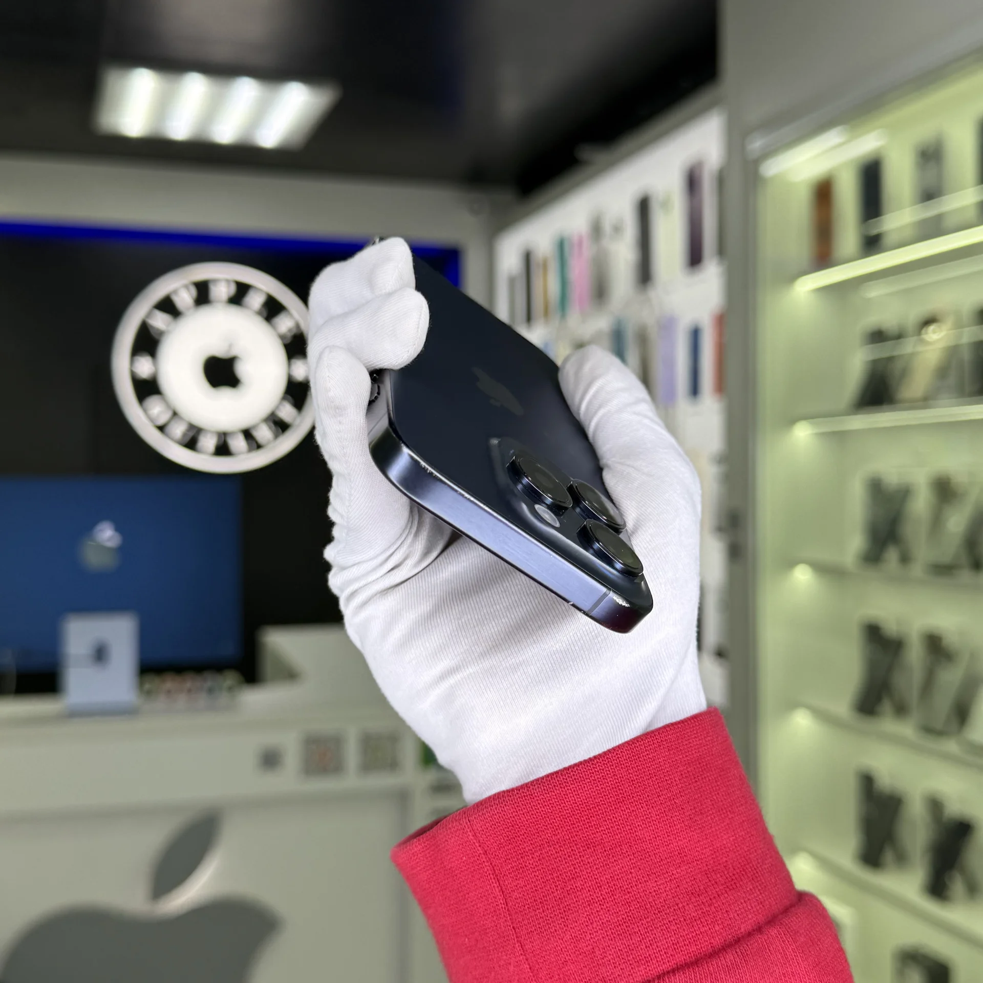 iPhone 15 Pro - миниатюра 4