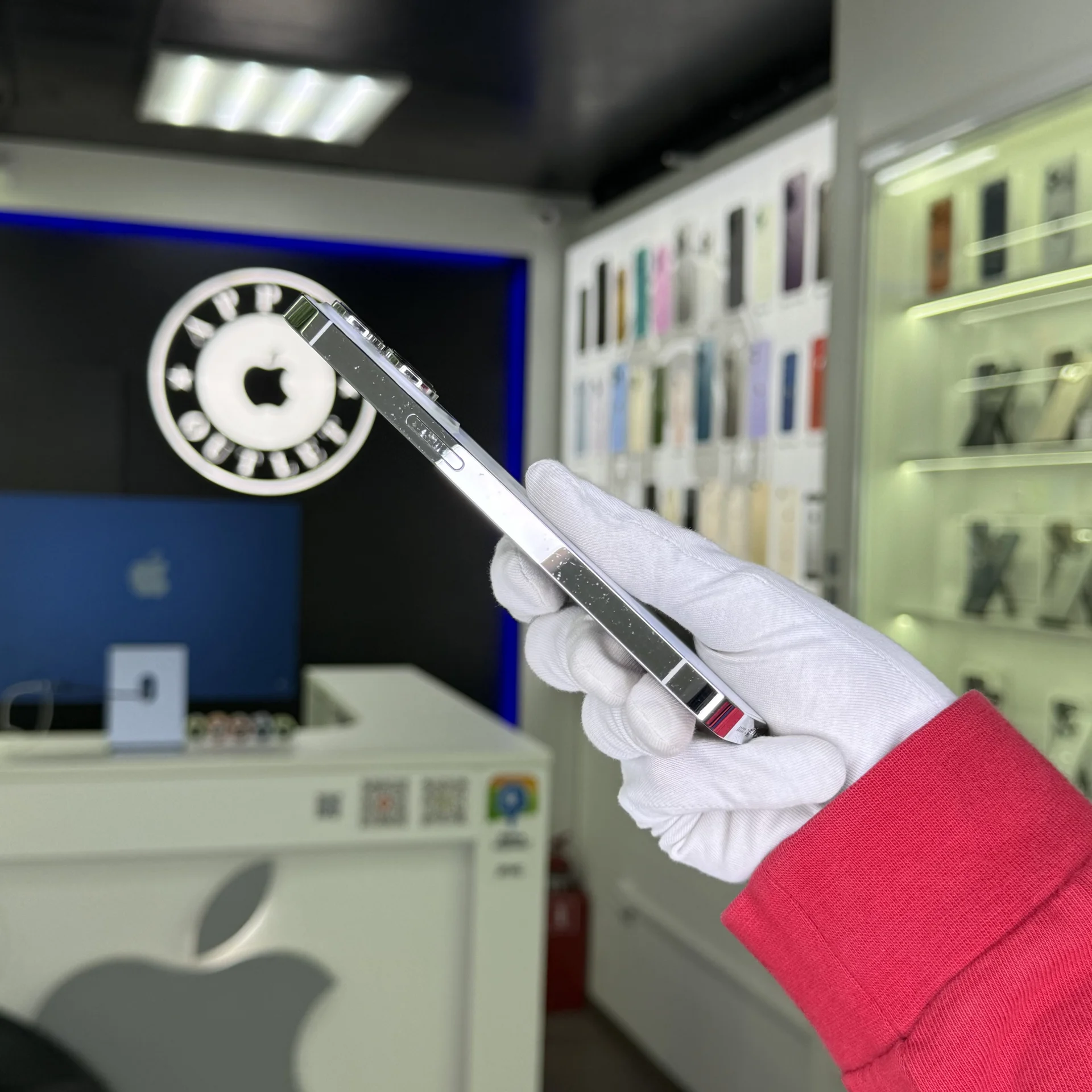 iPhone 14 Pro - миниатюра 3