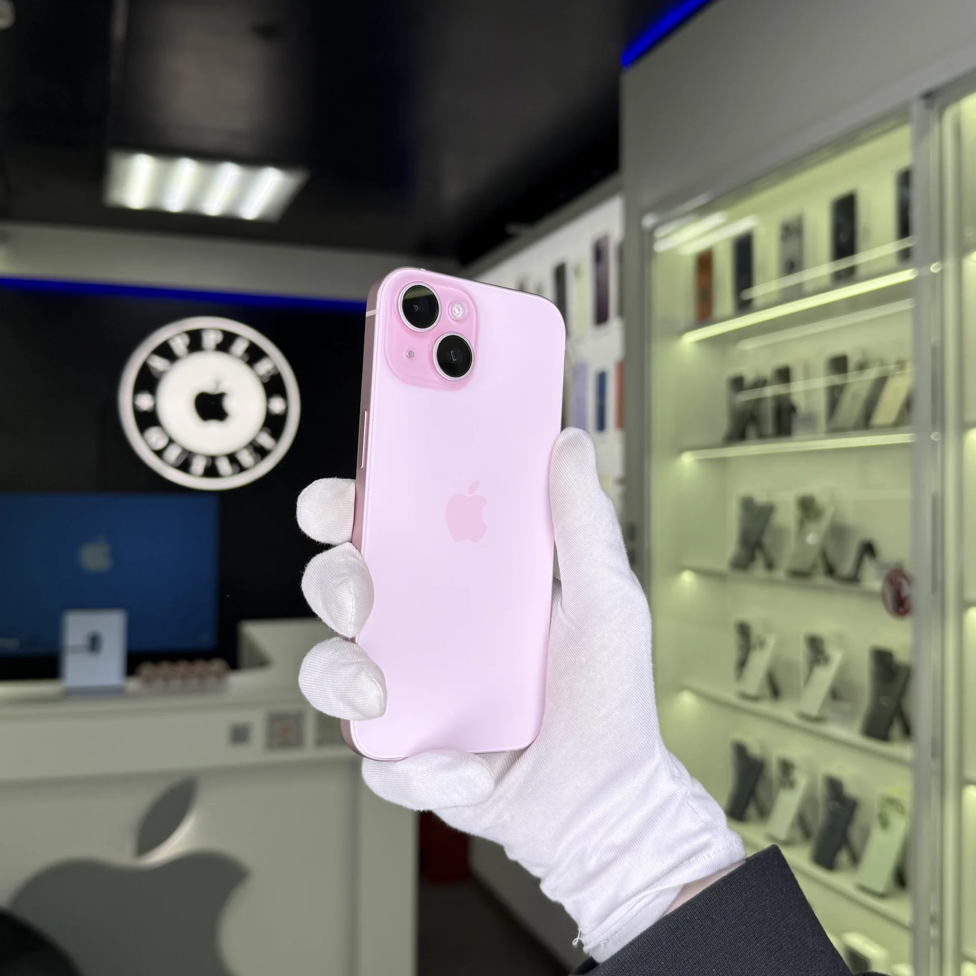 iPhone 15 - миниатюра 2