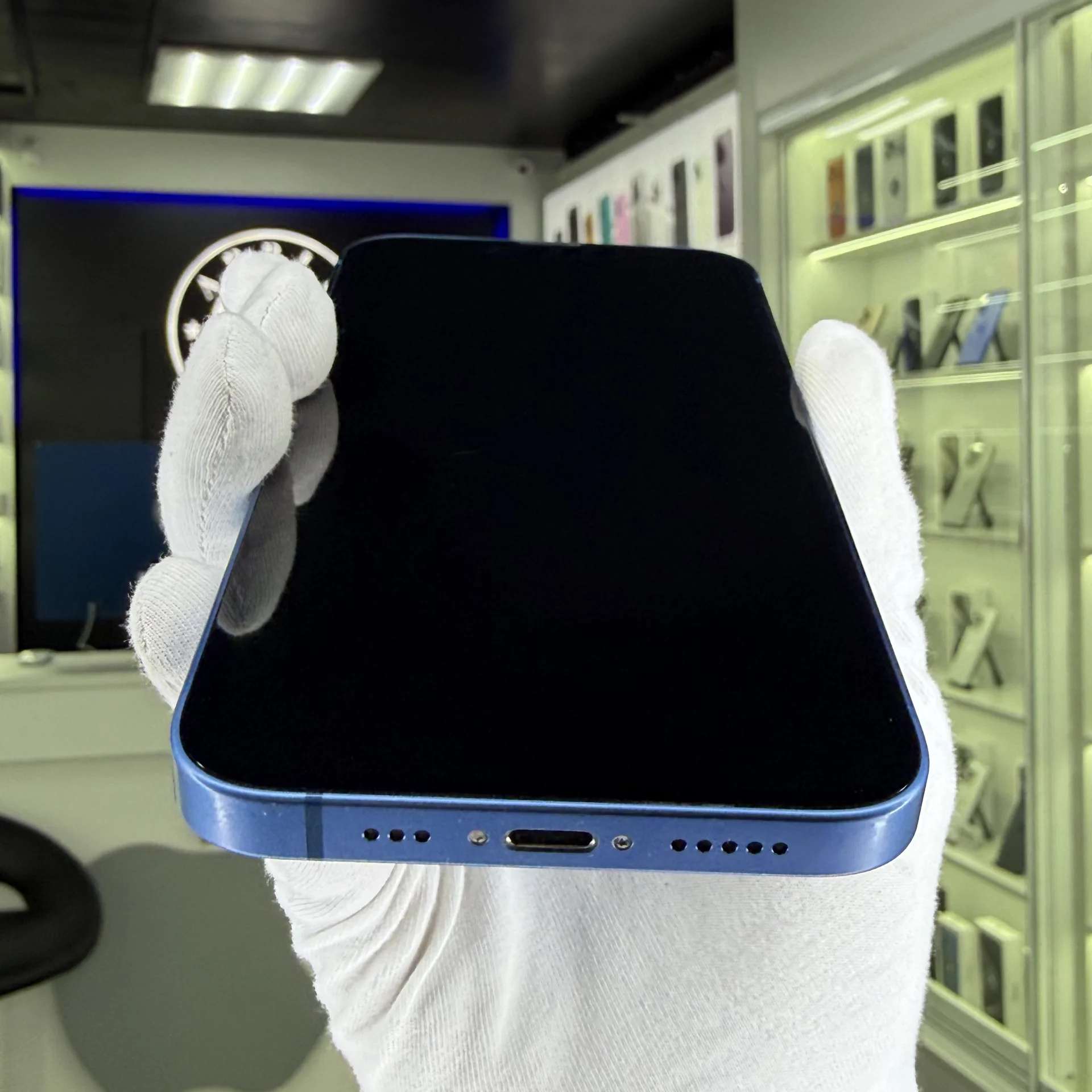 iPhone 13 - миниатюра 5