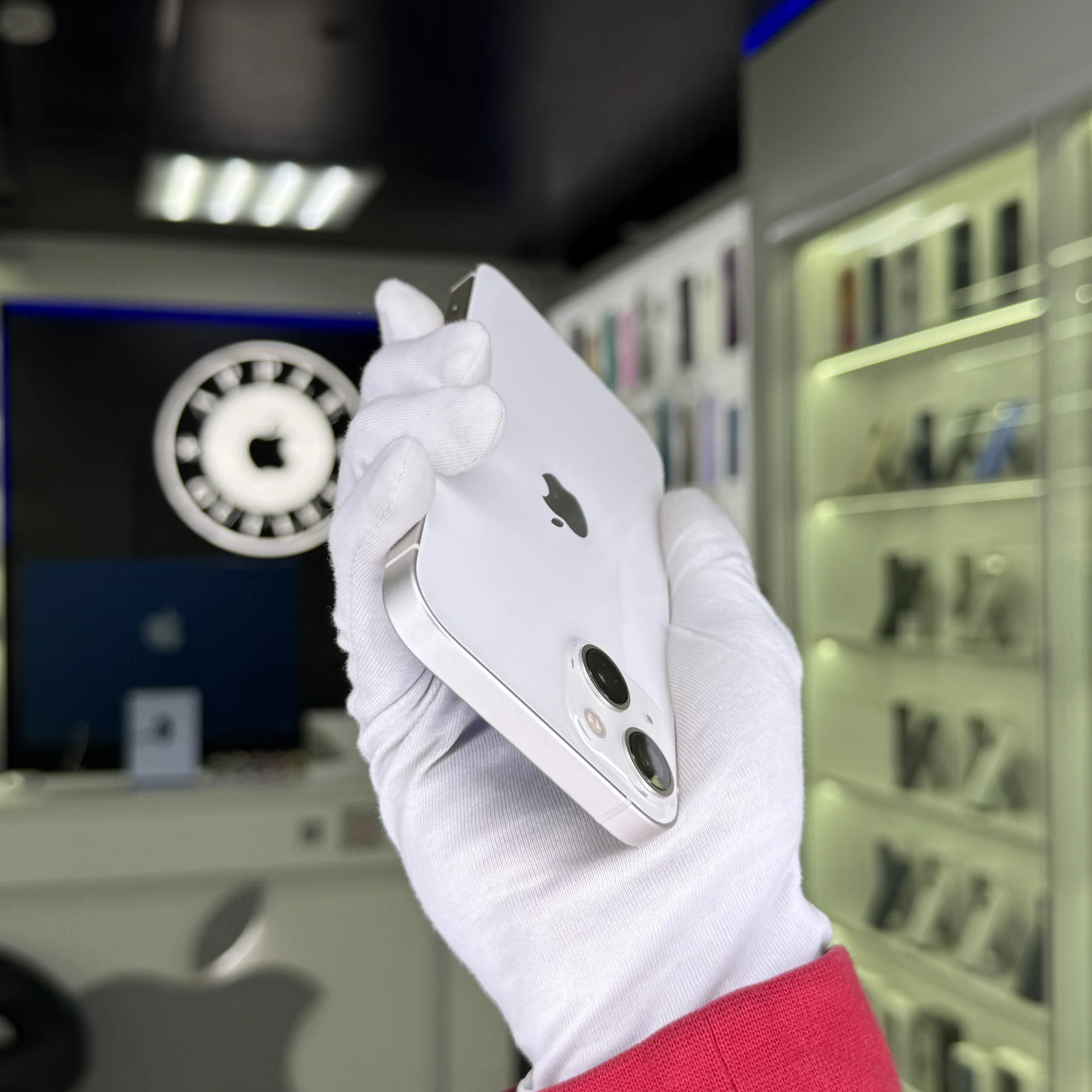 iPhone 13 - миниатюра 3