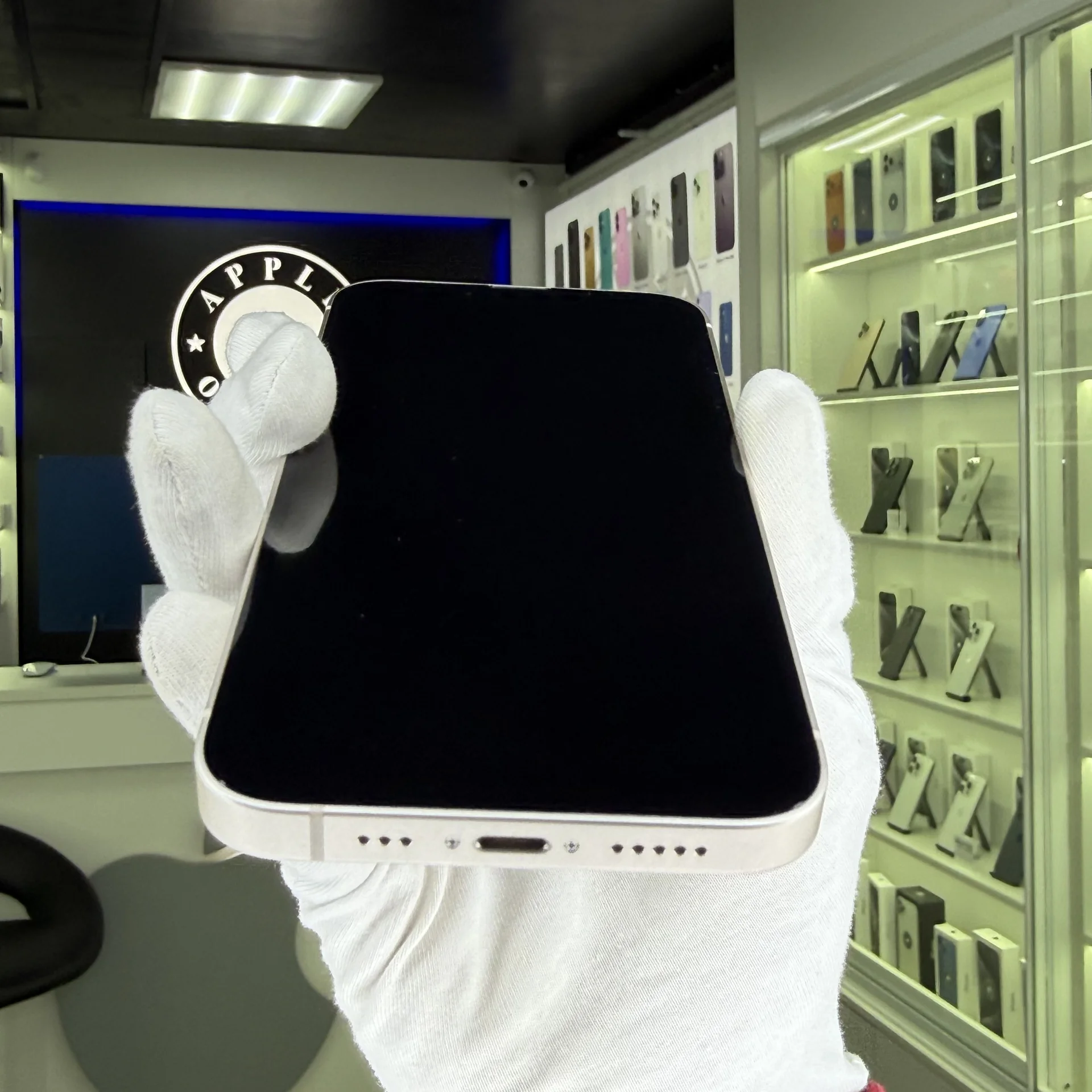 iPhone 13 - миниатюра 5
