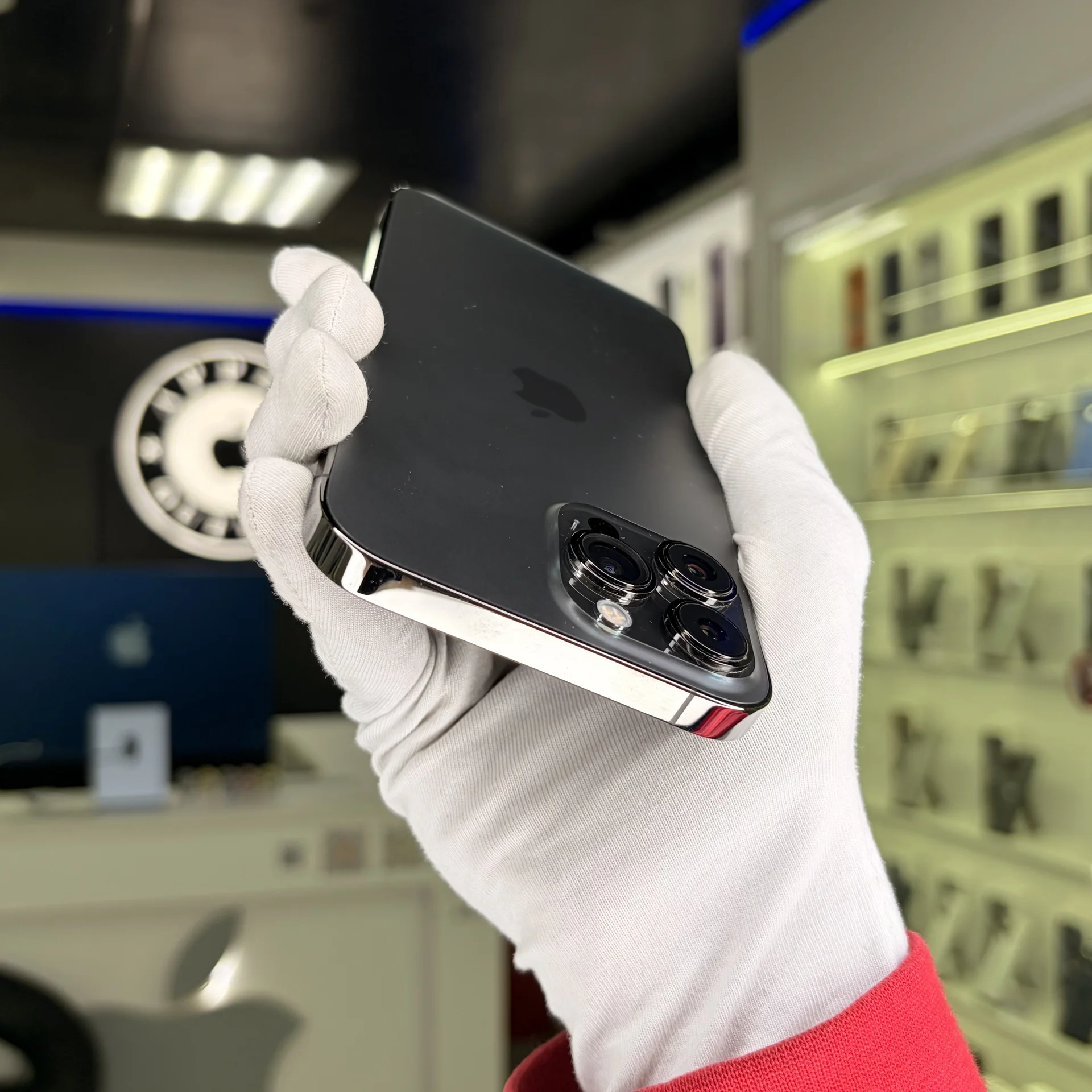 iPhone 13 Pro Max - миниатюра 4