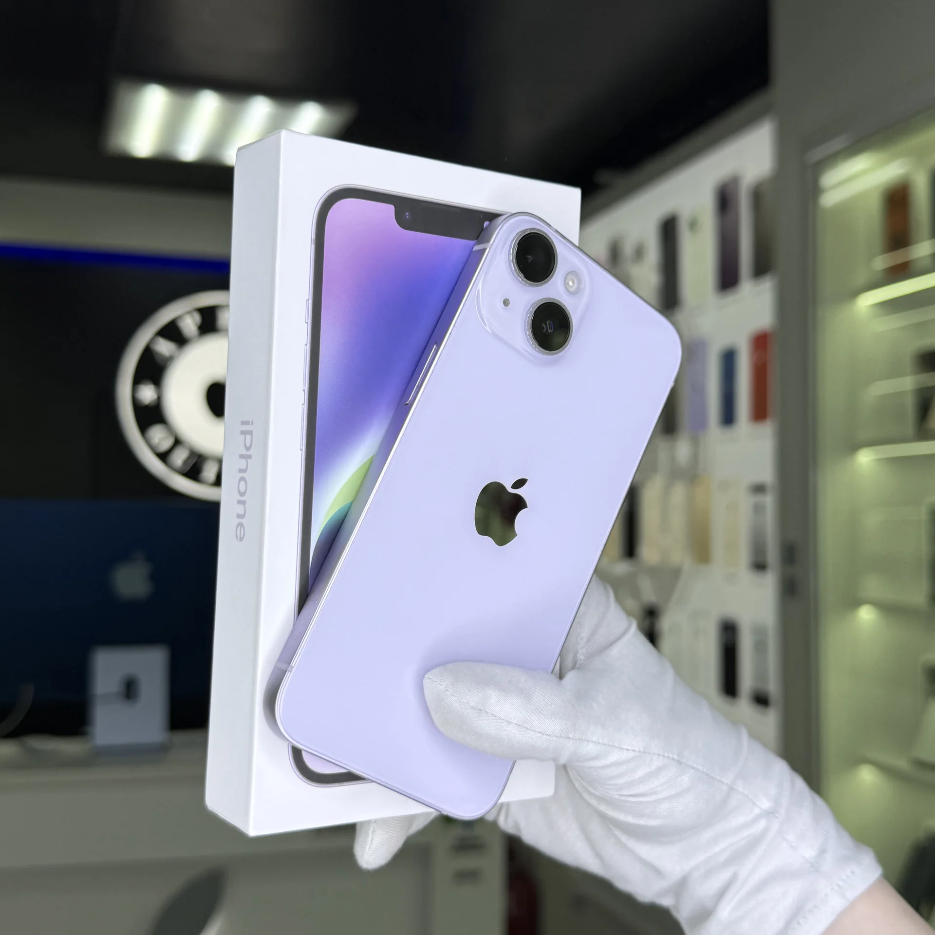iPhone 14