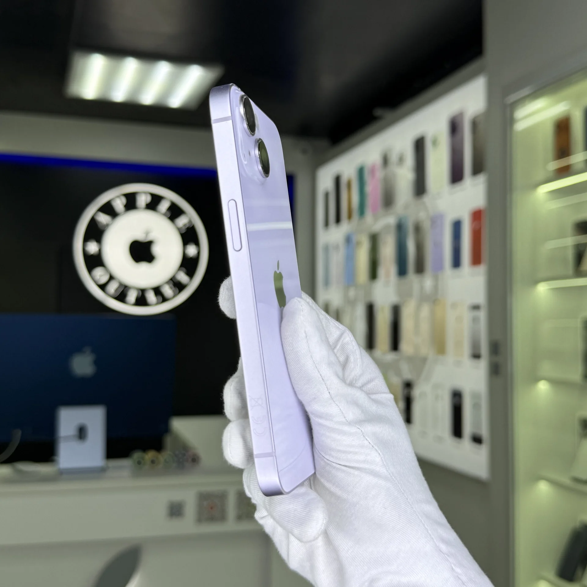 iPhone 14 - миниатюра 4