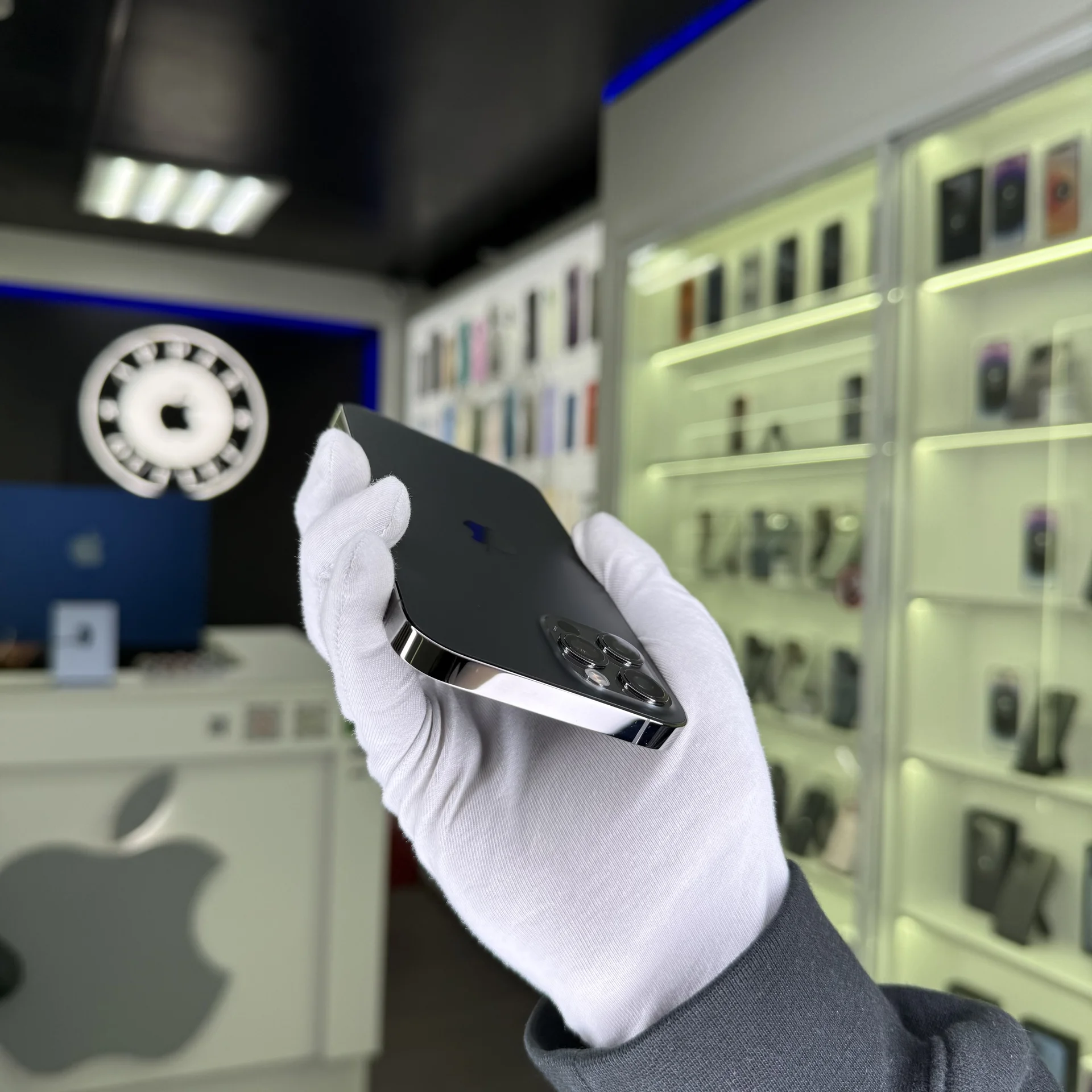 iPhone 12 Pro - миниатюра 4