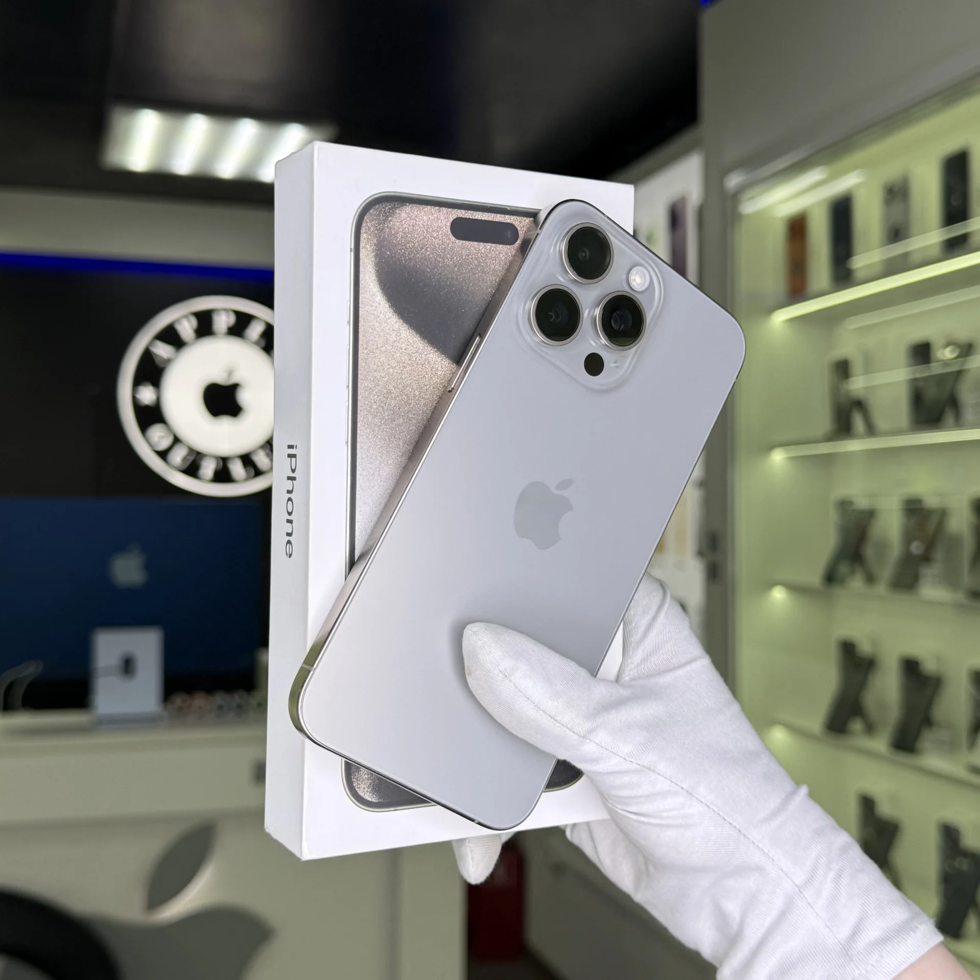 iPhone 15 Pro Max - изображение 1