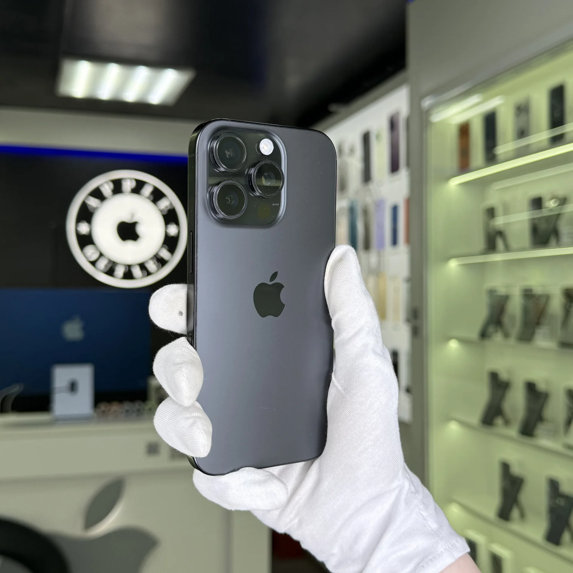 iPhone 16 Pro - изображение 1