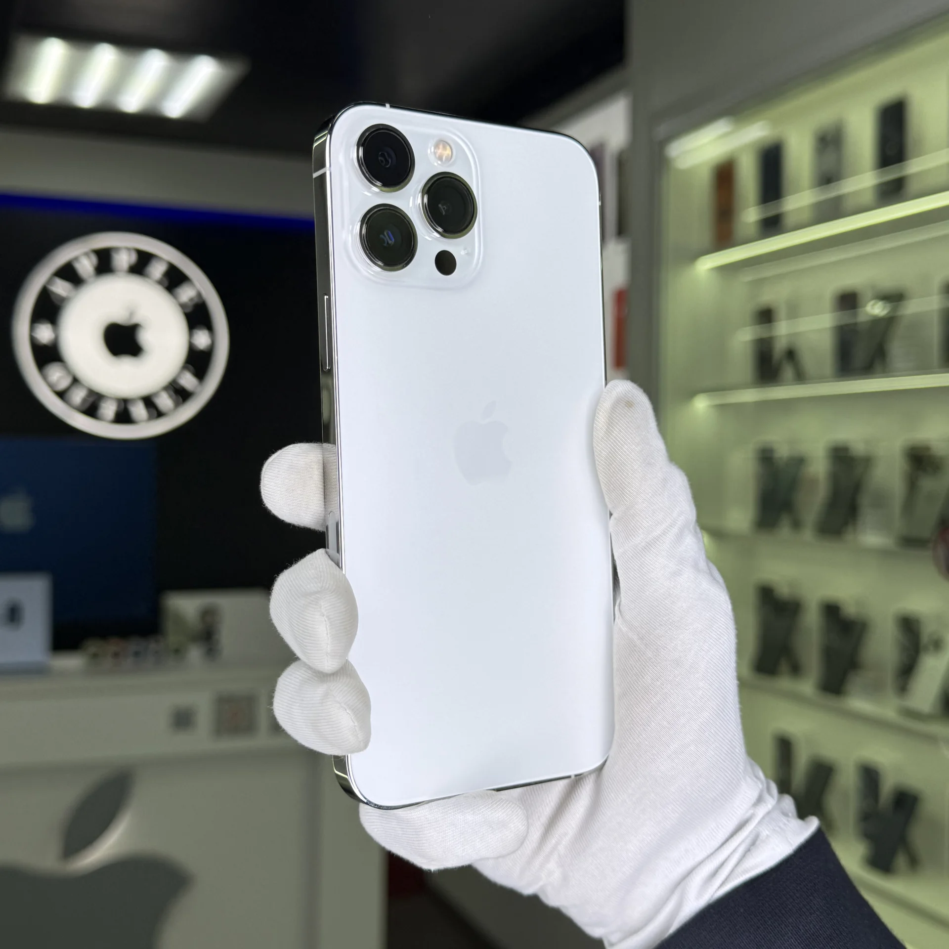 iPhone 13 Pro Max - миниатюра 2