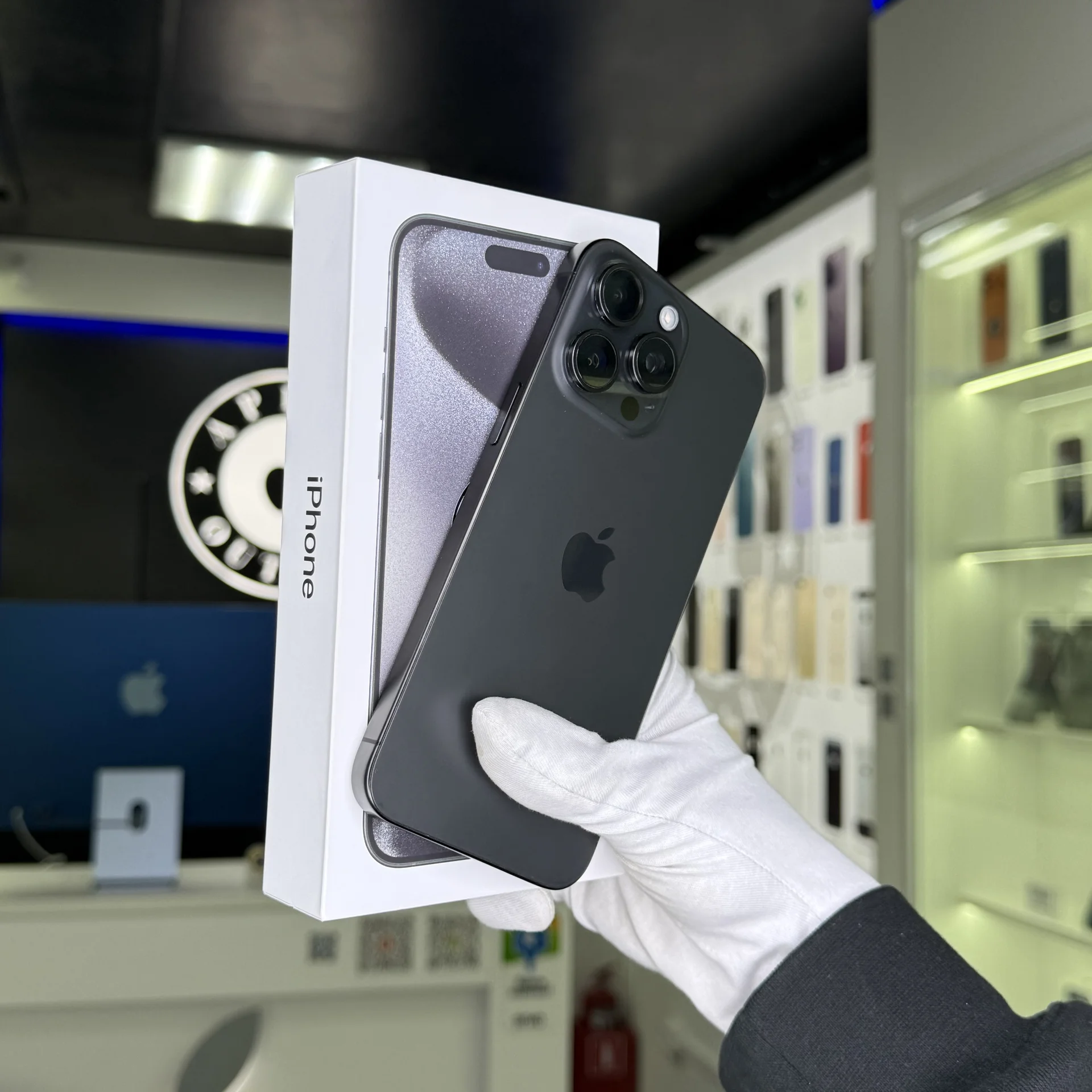 iPhone 15 Pro Max - изображение 1