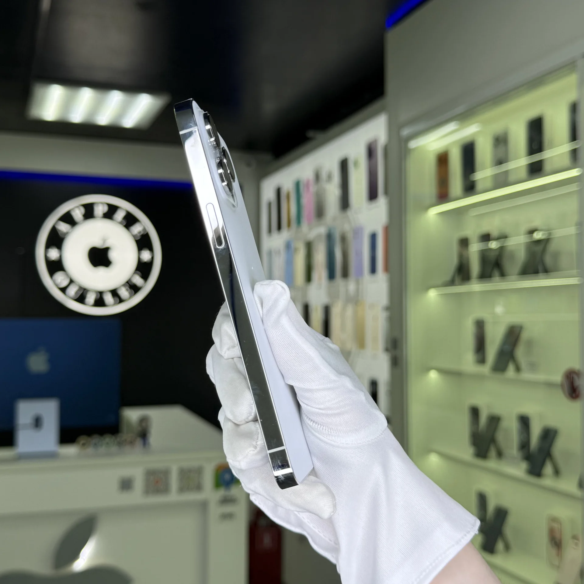 iPhone 14 Pro Max - миниатюра 3