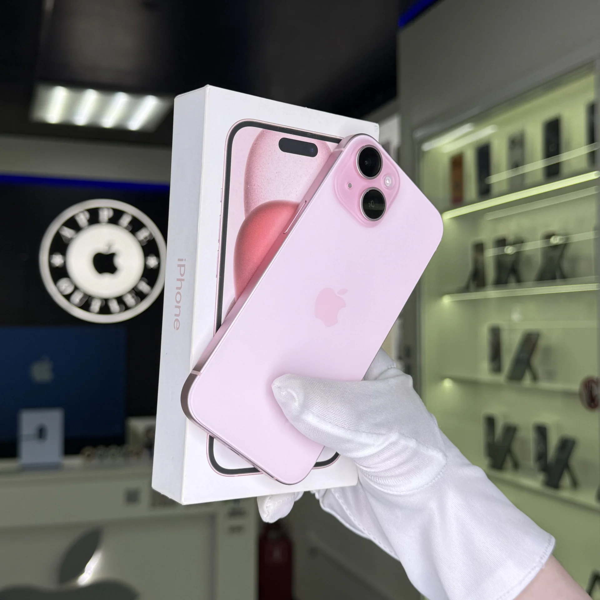 iPhone 15 - изображение 1