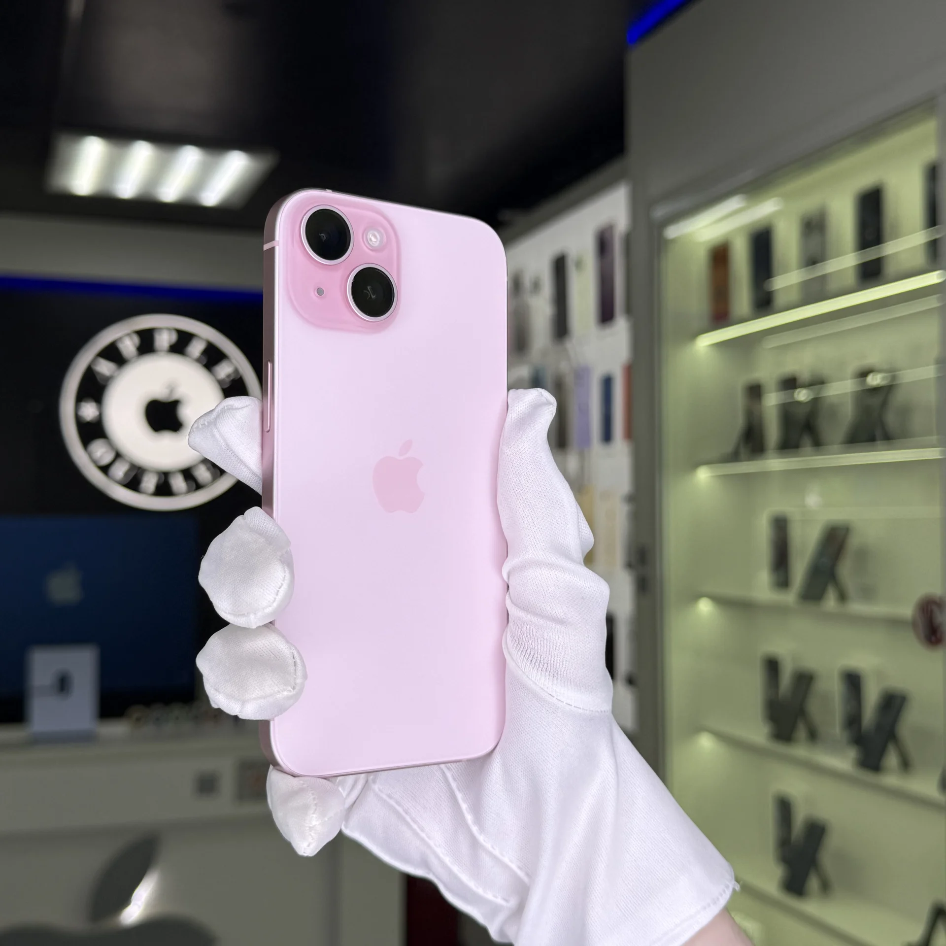 iPhone 15 - миниатюра 2