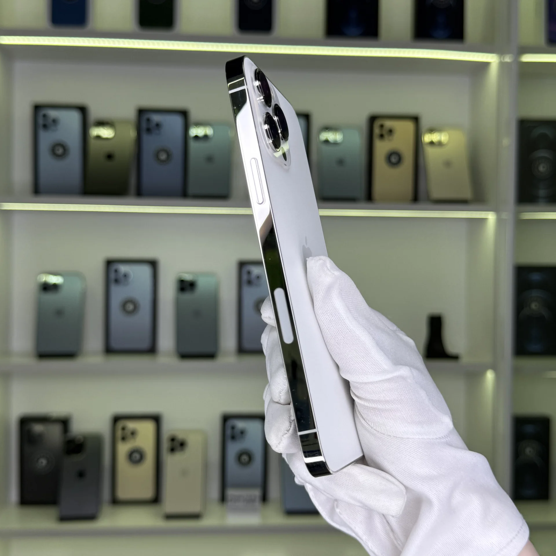 iPhone 13 Pro Max - миниатюра 3