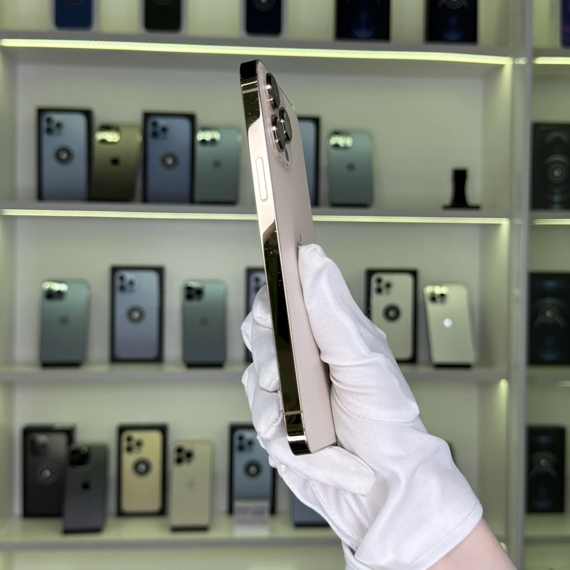 iPhone 13 Pro Max - миниатюра 3