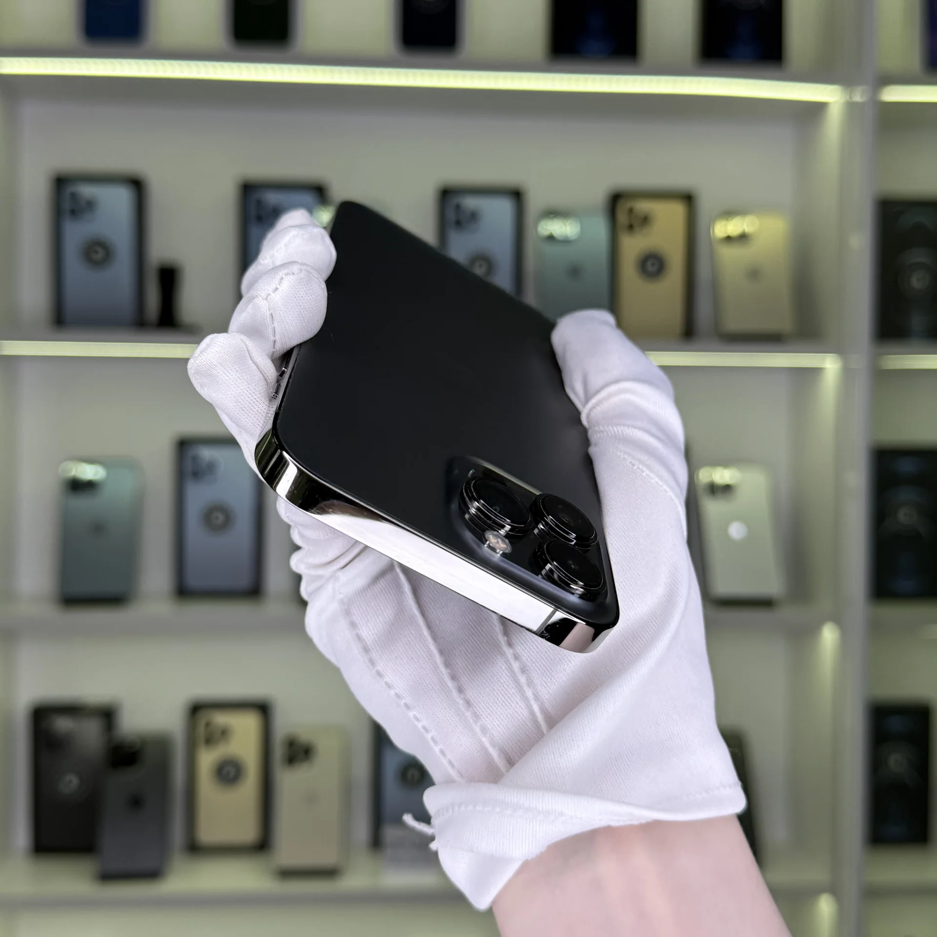 iPhone 13 Pro Max - миниатюра 3