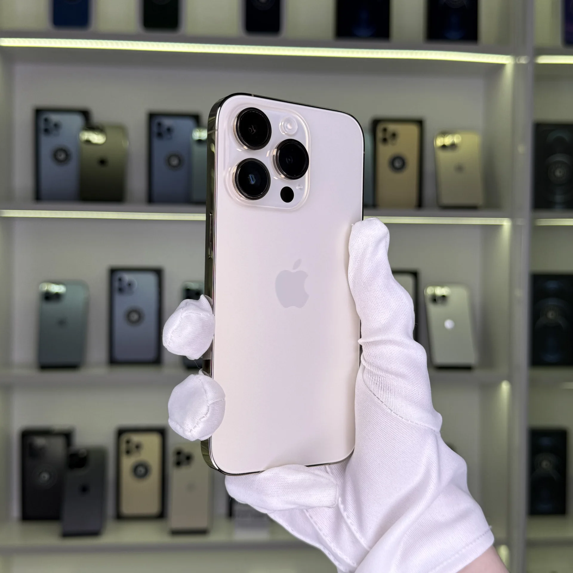 iPhone 14 Pro - миниатюра 2