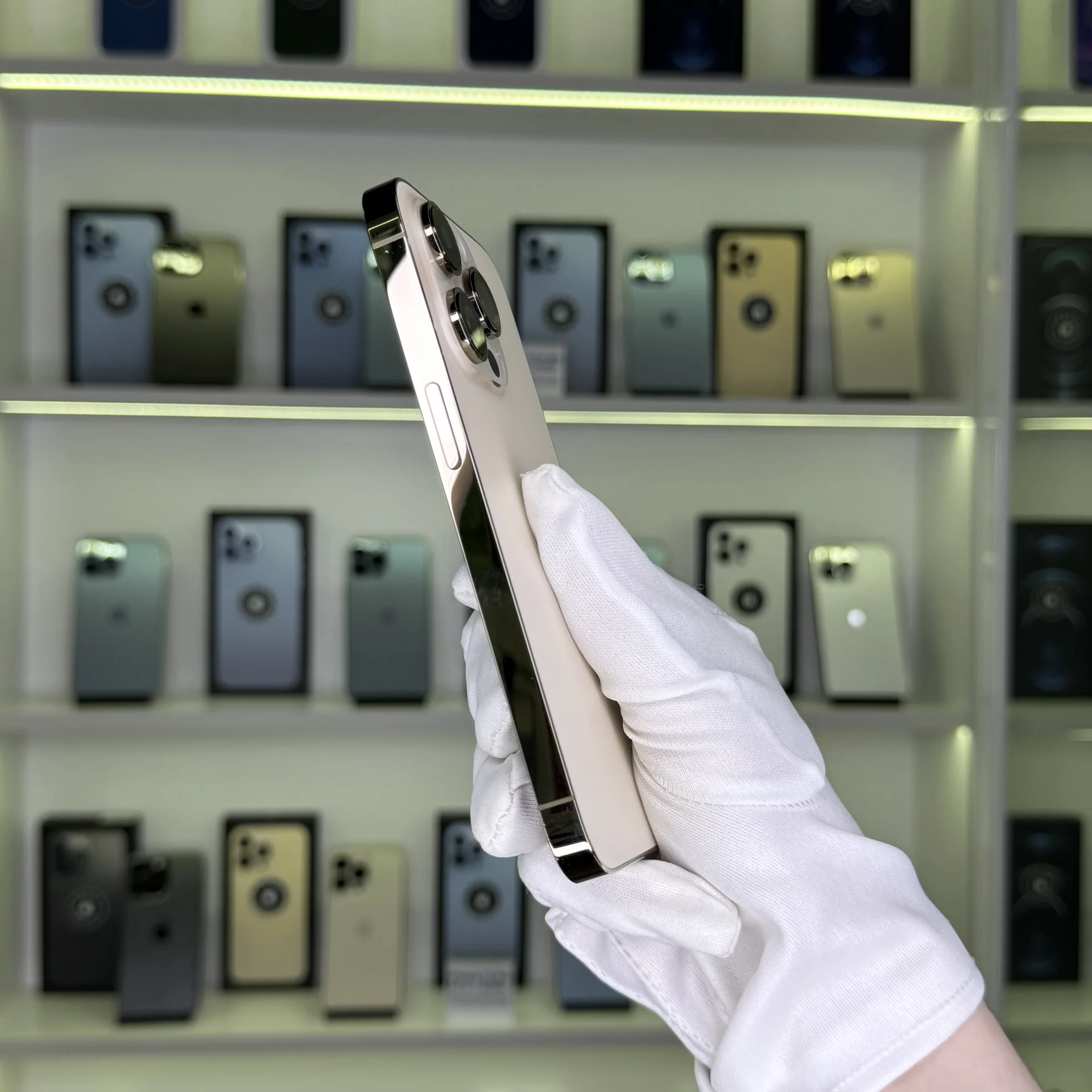 iPhone 14 Pro - миниатюра 3
