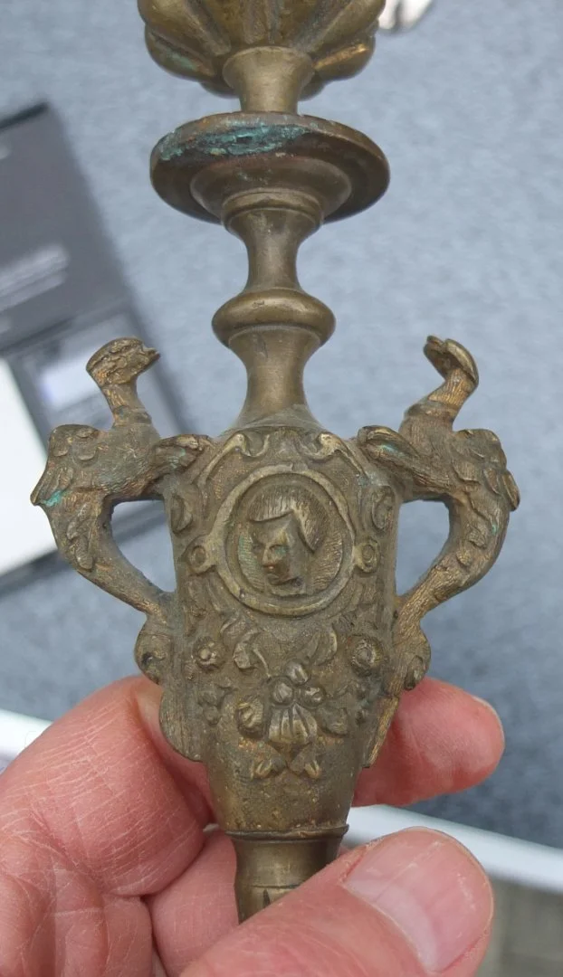 бронзовый подсвечник с драконами, старинный - миниатюра 11