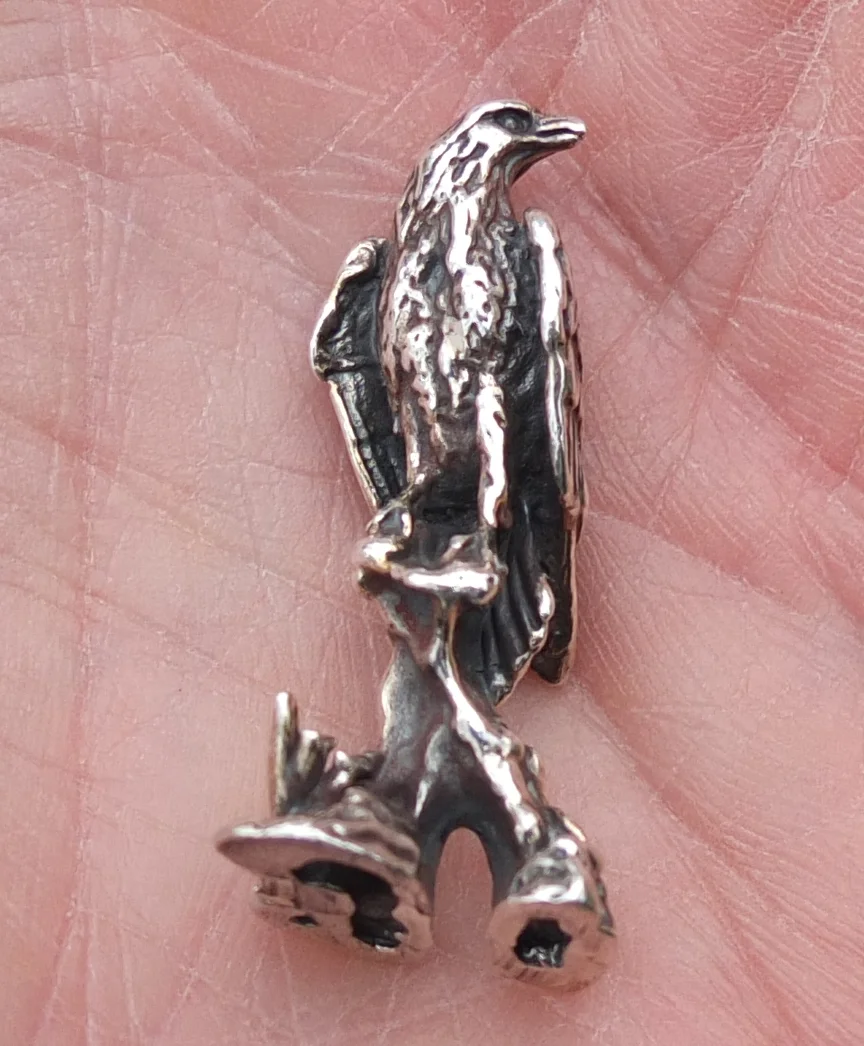 серебряная миниатюрная фигурка Сокол, - миниатюра 5