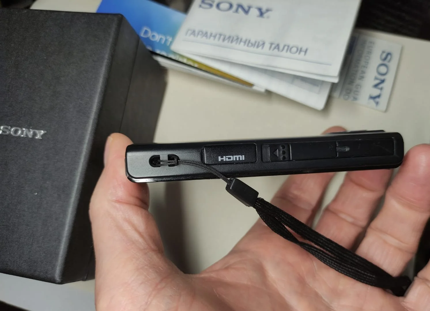 камера Sony MHS-FS1 - миниатюра 8