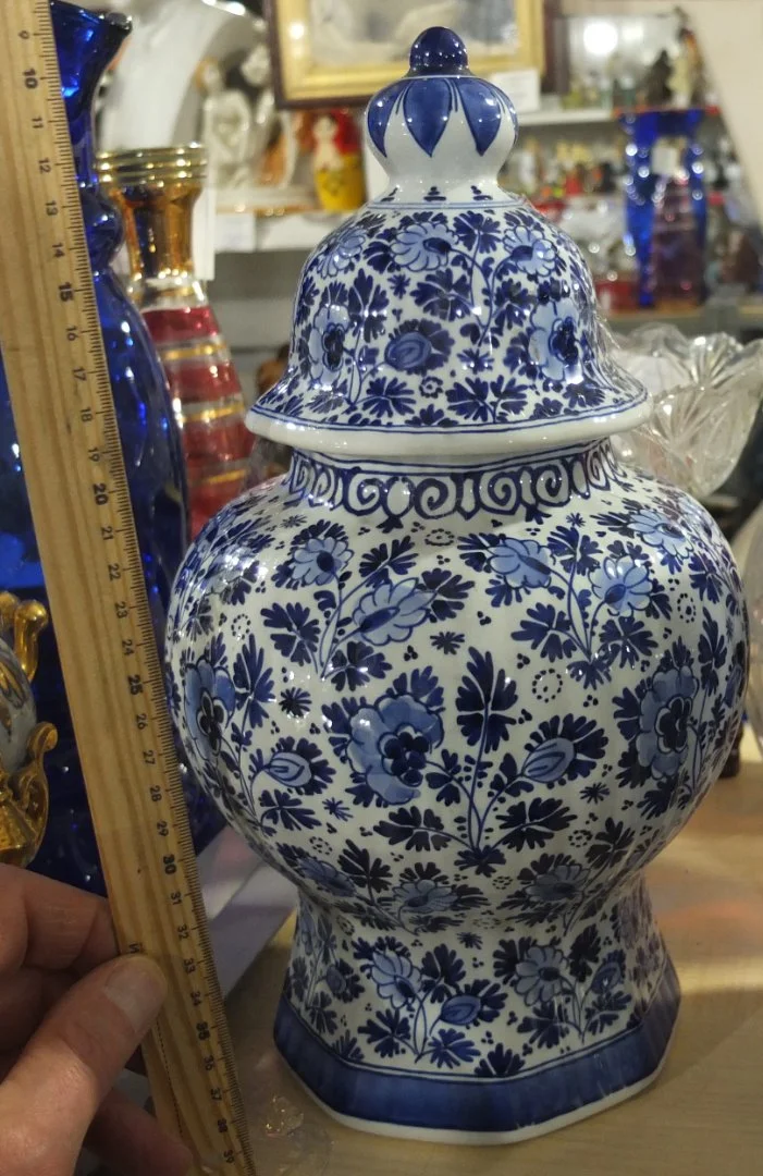 королевская фарфоровая бутылка ,Royal Delft, Нидерланды - изображение 1