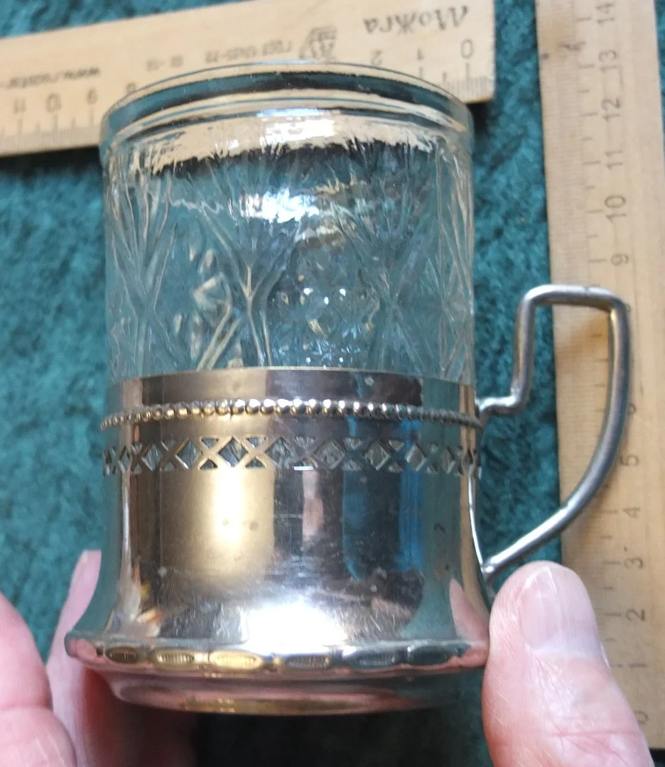 подстаканник со стеклянным стаканом, период СССР - миниатюра 2