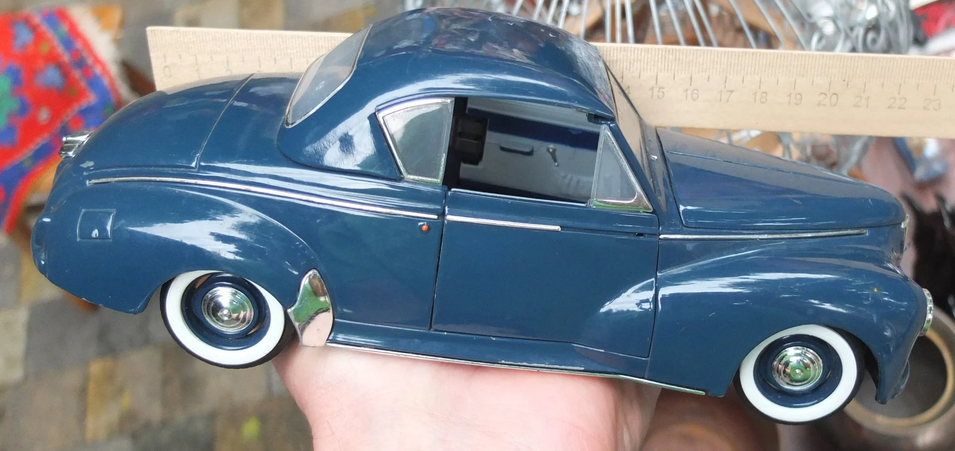 модель автомобиля Peugeot, железо, масштаб 1:18, 1954 год - миниатюра 2