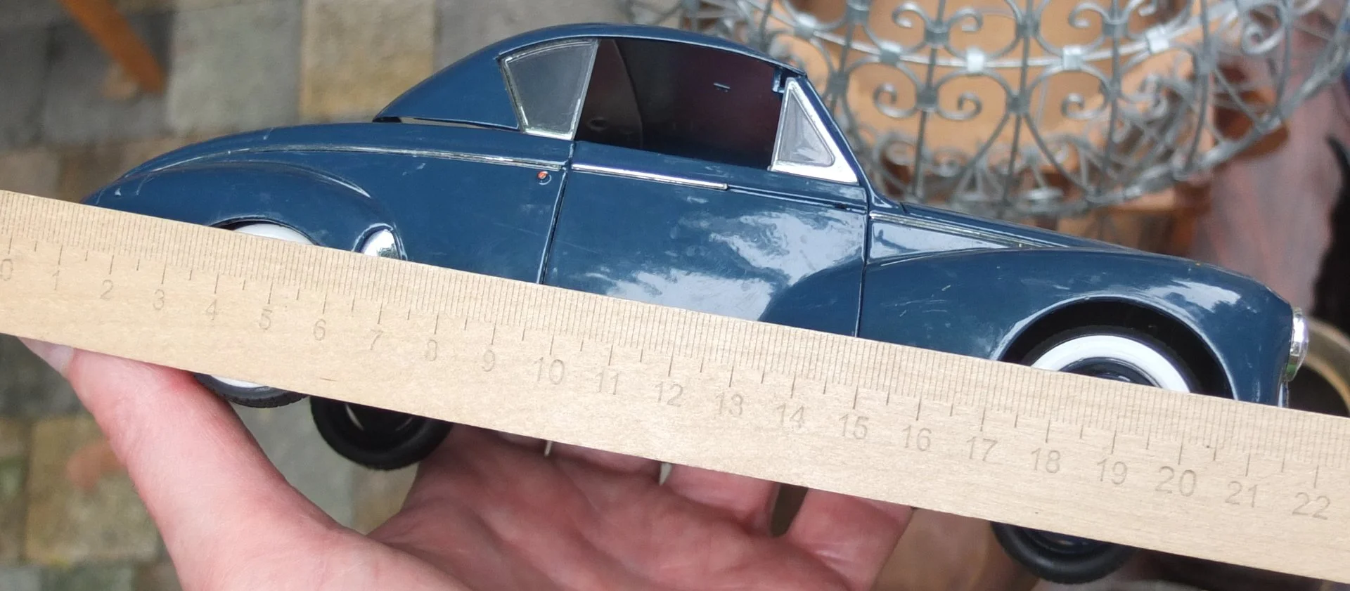 модель автомобиля Peugeot, железо, масштаб 1:18, 1954 год - миниатюра 8