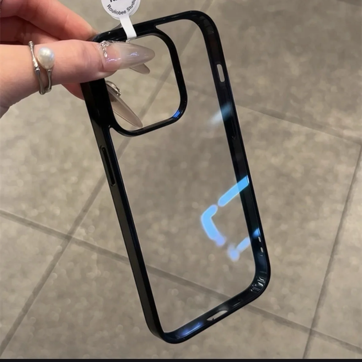 Чехол на iphone 16 pro - изображение 1