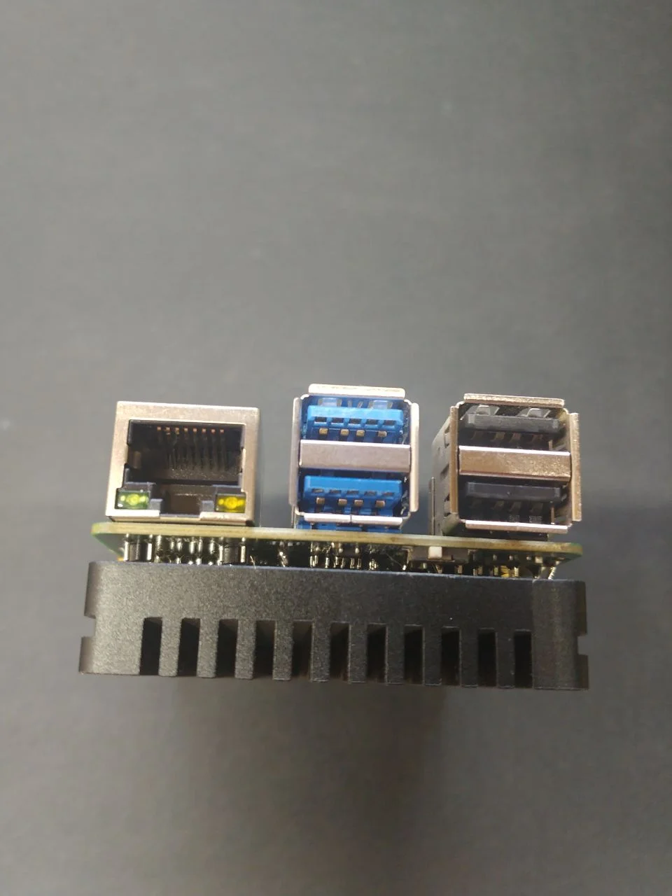 Одноплатный компьютер Radxa Rock PI 4 v1.48 4gb - миниатюра 2
