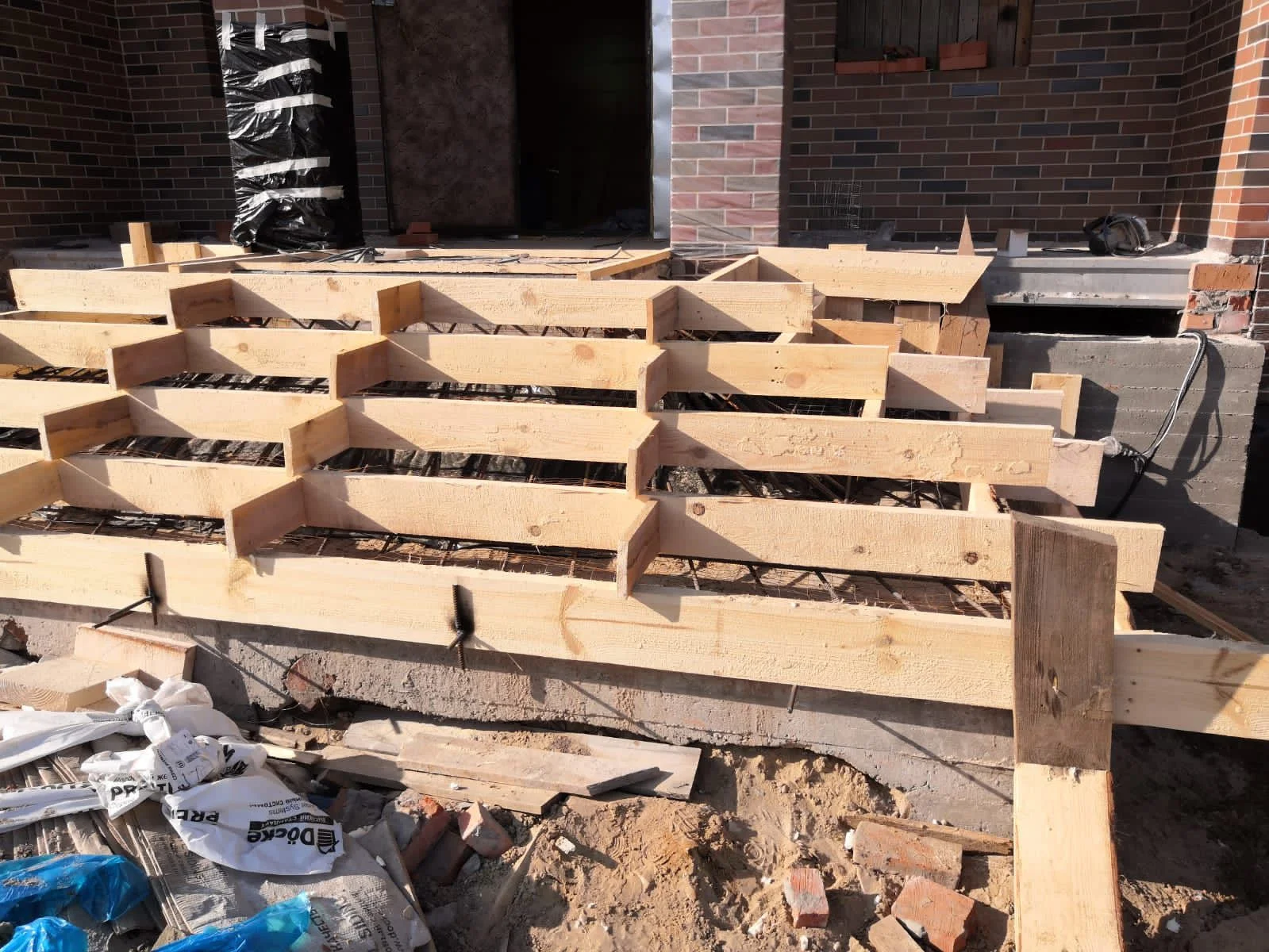 Строительство бетонных лестниц - миниатюра 5