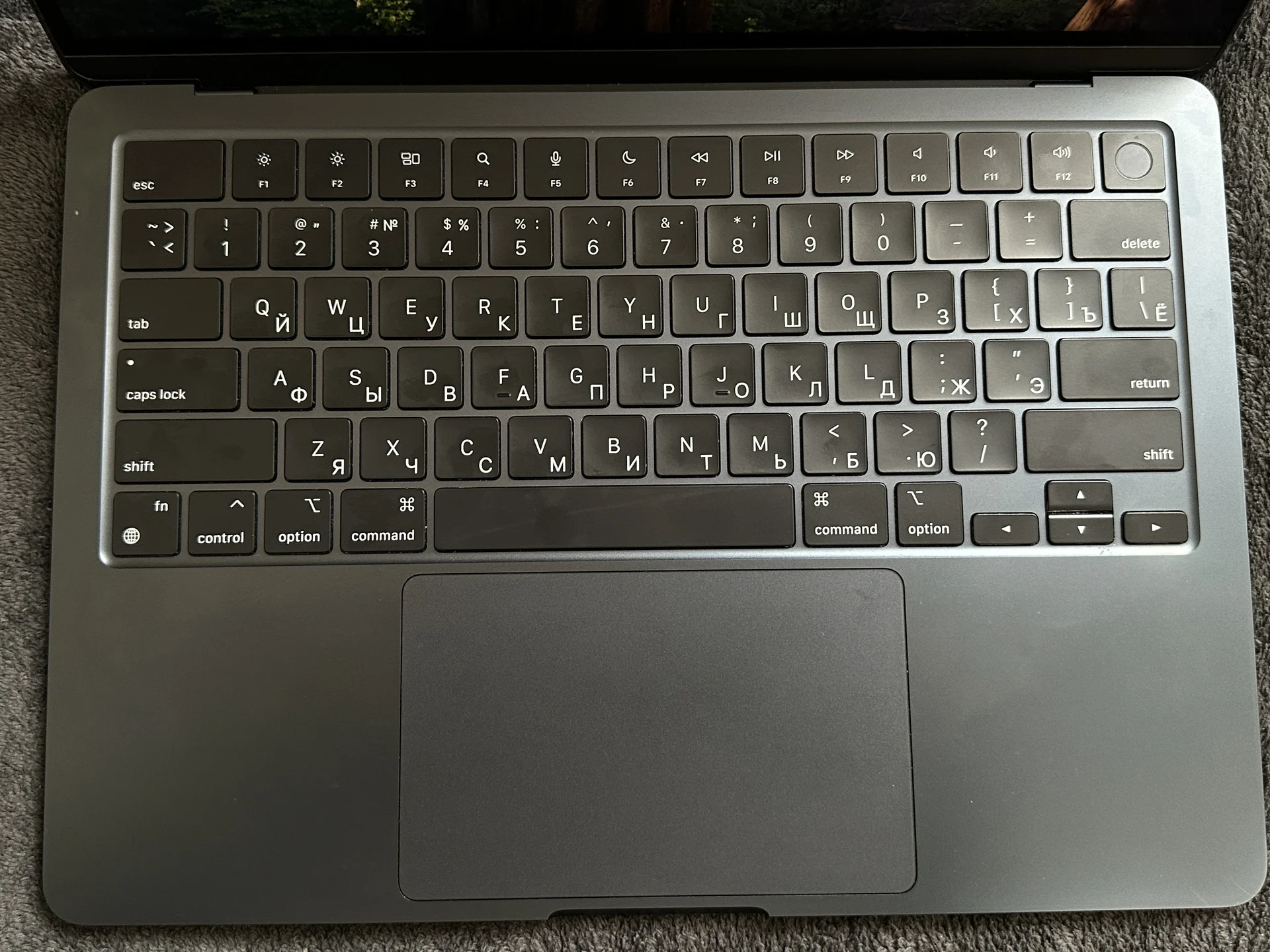 MacBook Air 13 m2 16/256 2024 - миниатюра 3