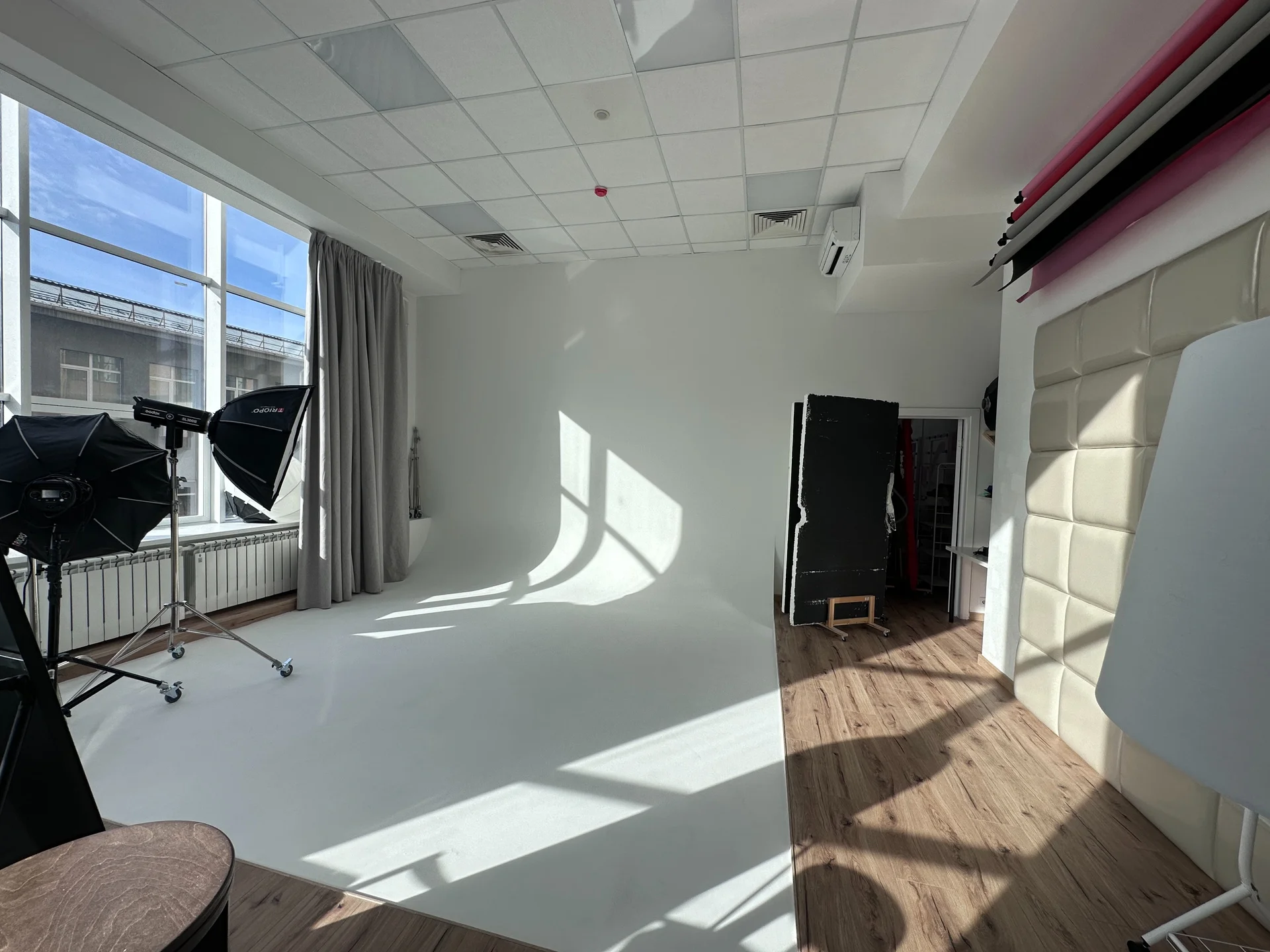 Фотостудия с циклорамой - миниатюра 12