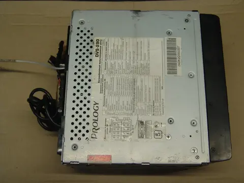Магнитола PROLOGY DVS-290 не включается