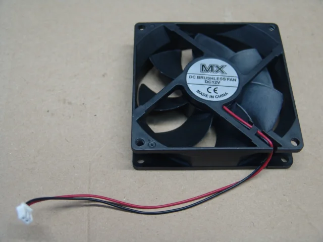Вентилятор DC BRUSHLESS FAN DC12V 2 pin - миниатюра 2