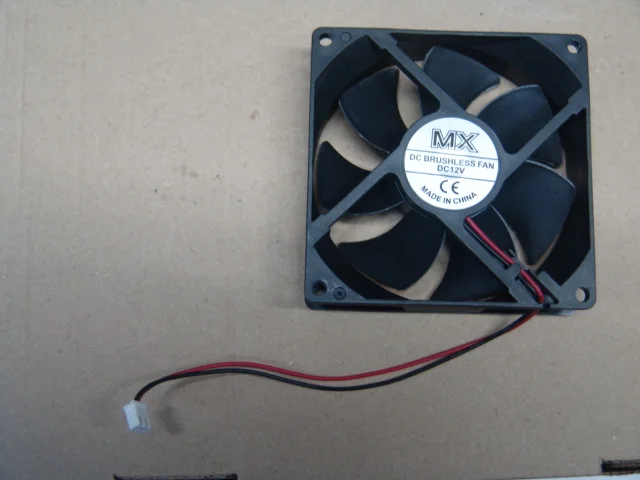 Вентилятор DC BRUSHLESS FAN DC12V 2 pin - миниатюра 3