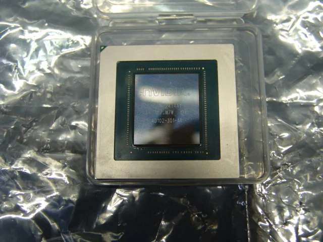 Видеочип NVIDIA AD102-301-A1 - изображение 1