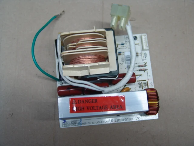 Плата инвертора СВЧ EBR828992 EAX67035602 - миниатюра 3