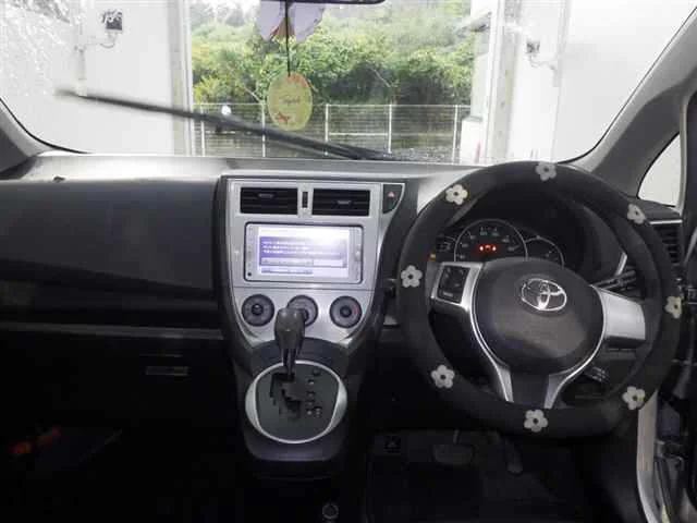 Компактвэн Toyota Ractis кузов NCP120 модификация Lepice минивэн гв 2012 - миниатюра 3