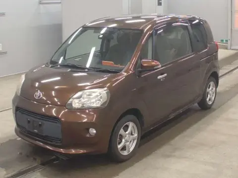Компактвэн Toyota Porte кузов NCP145 минивэн модификация X гв 2014 4WD пробег 110 т.км