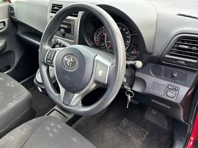 Компактвэн Toyota Ractis кузов NSP120 модификация X минивэн гв 2013 пробег 116 т.км - миниатюра 3