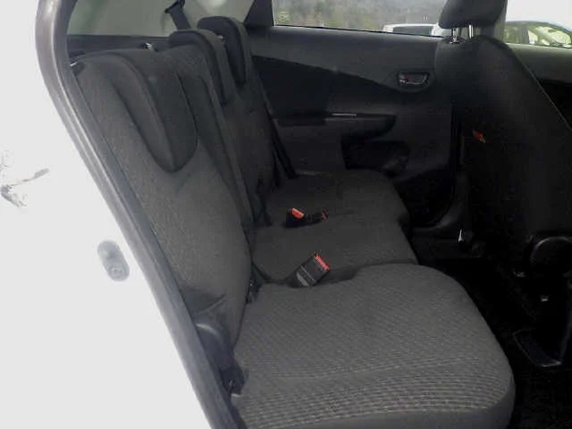 Компактвэн Toyota Ractis кузов NCP122 модификация Welcab Wheelchair Spec Slope Type пассажир инвалид - миниатюра 9