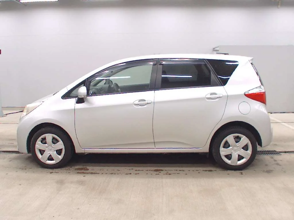 Компактвэн Toyota Ractis кузов NCP125 модификация G минивэн гв 2011 4WD пробег 148 т.км - миниатюра 4